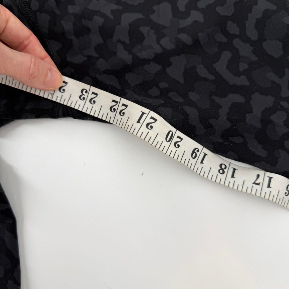 Lululemon Wunder Under HR Tight 24” Size 8 Camo Deep Coal - Picture 5 of 6